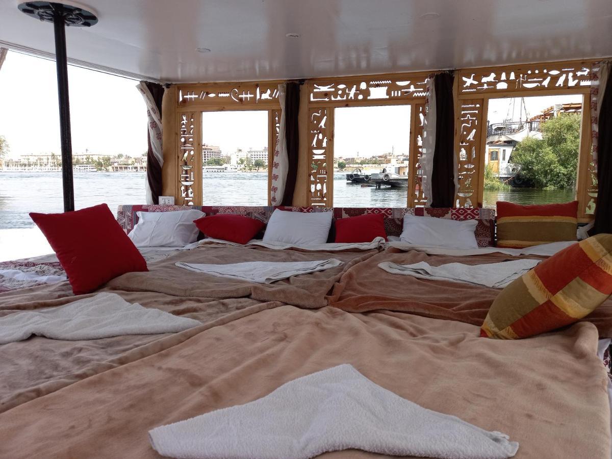 Nile Sunrise Felucca Boat Private Rental Luxor Exterior photo