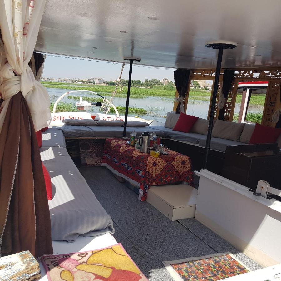 Nile Sunrise Felucca Boat Private Rental Luxor Exterior photo