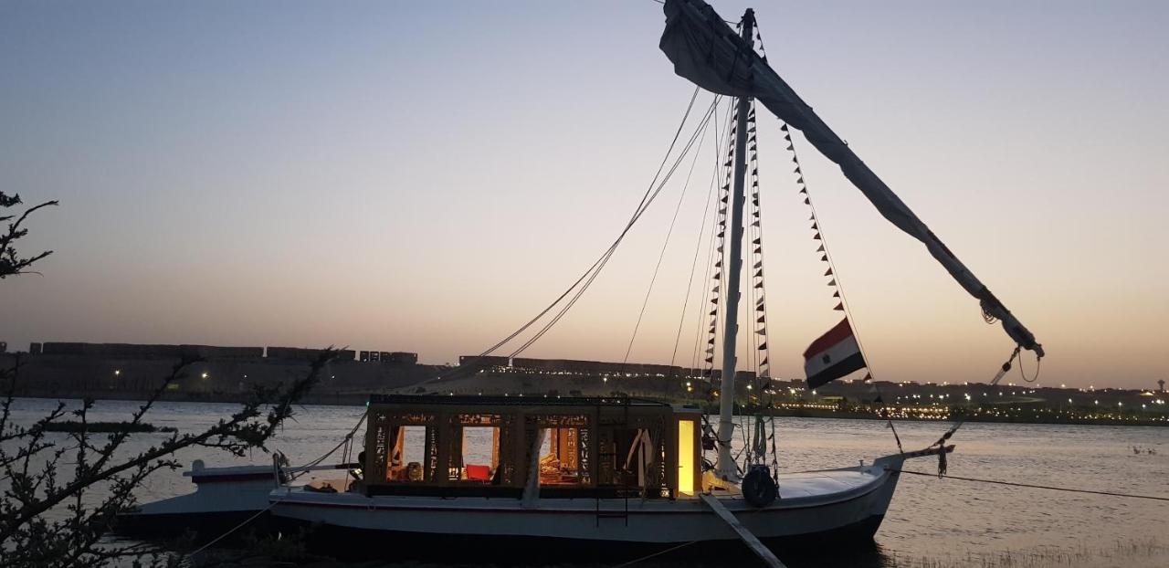 Nile Sunrise Felucca Boat Private Rental Luxor Exterior photo